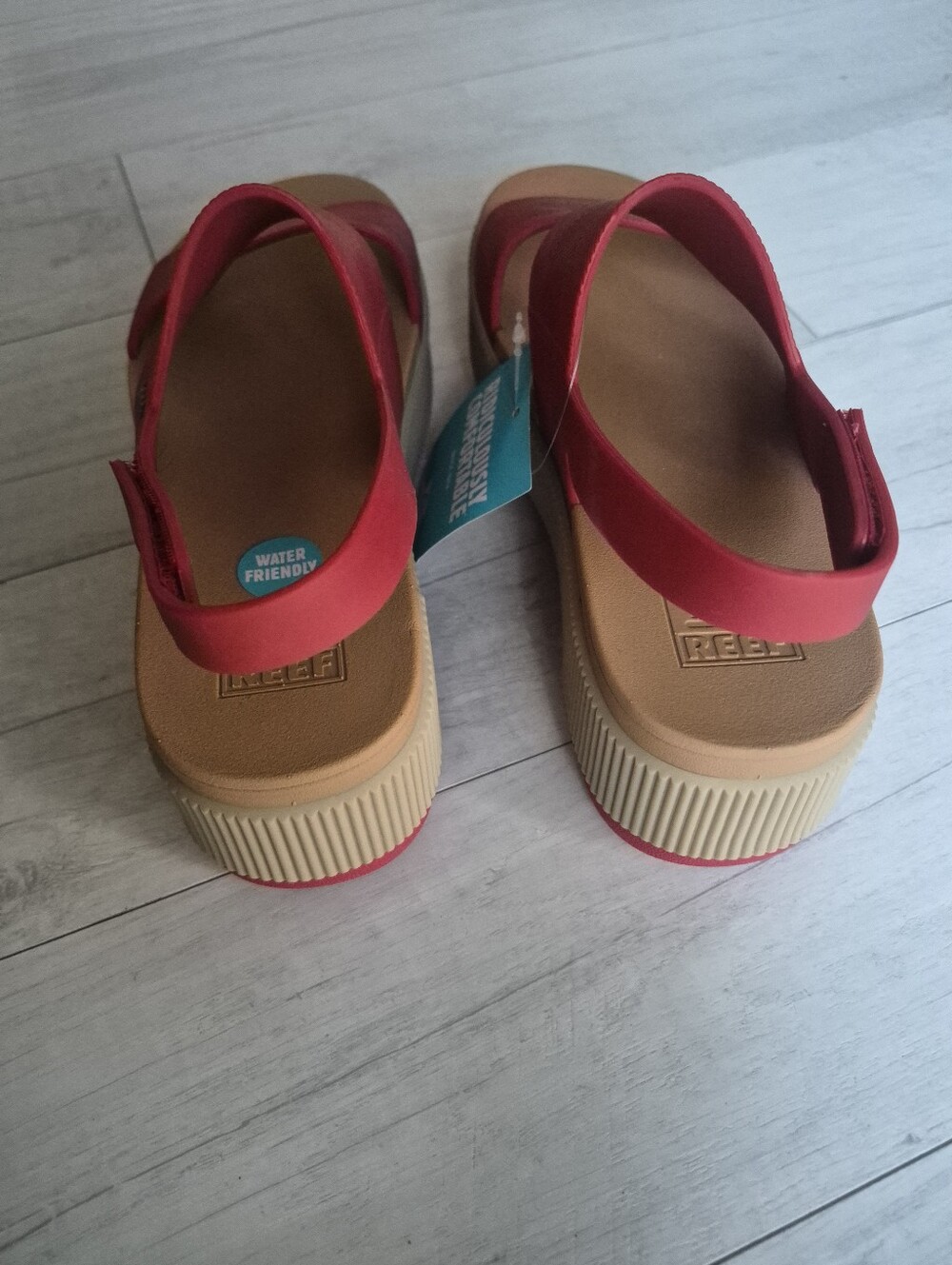 REEF NEW Water Vista Higher Sandals - Picture 7 of 9